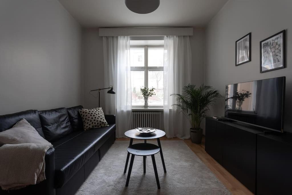 Kodikas Huoneisto Helsingin Keskustassa Apartamento Helsinki Exterior foto